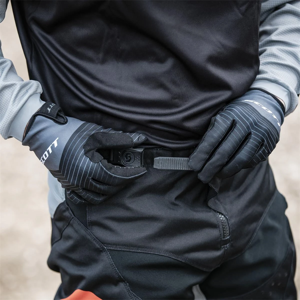 Scott Unisex Handschuhe 350 Dirt Evo, Schwarz Grau 3 Scott Unisex Handschuhe 350 Dirt Evo, Schwarz Grau – Bild 3